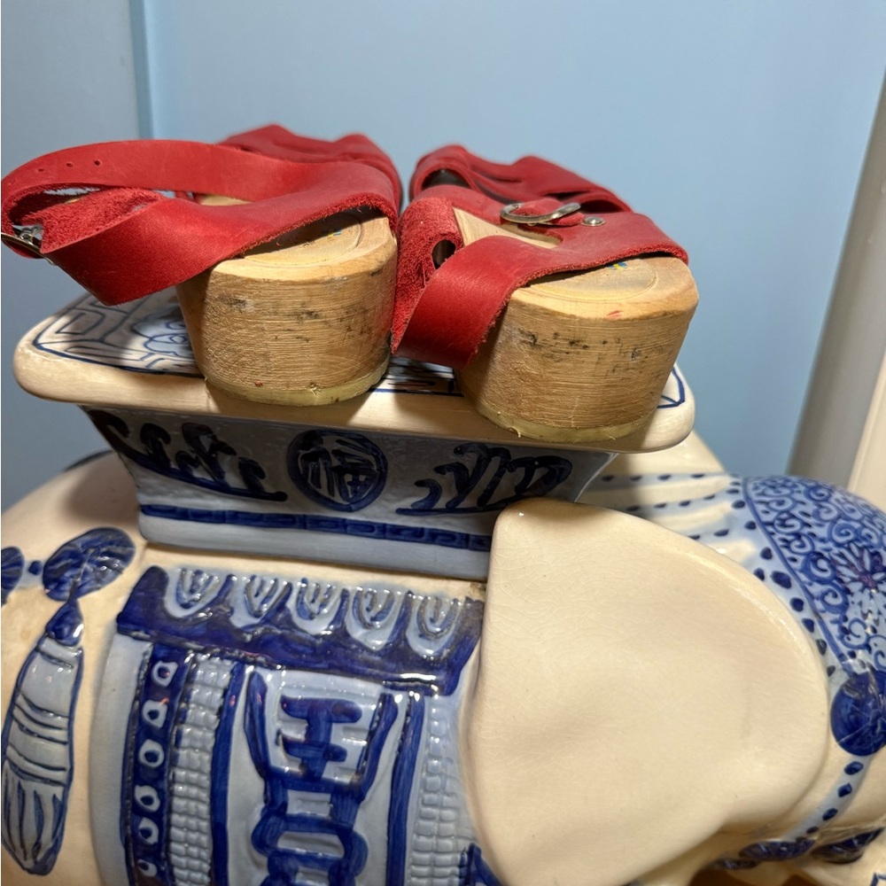 Lotta from Stockholm Low Peep Toe Sandal w/ Ankle Strap - Red - Size 11/42 - Picture 5 of 8